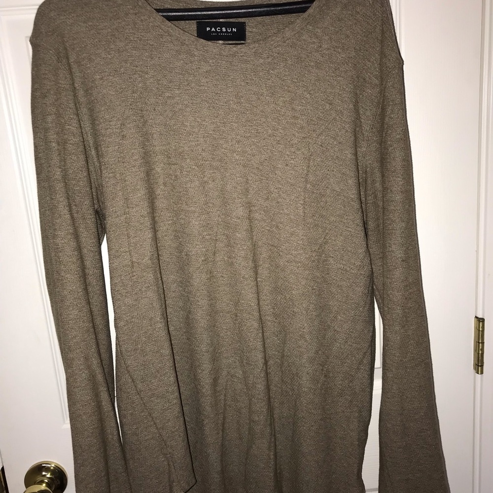 Long fit long sleeve